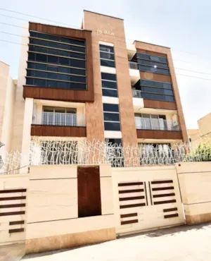 ساختمان مسکونی آقای مهندس توسلی